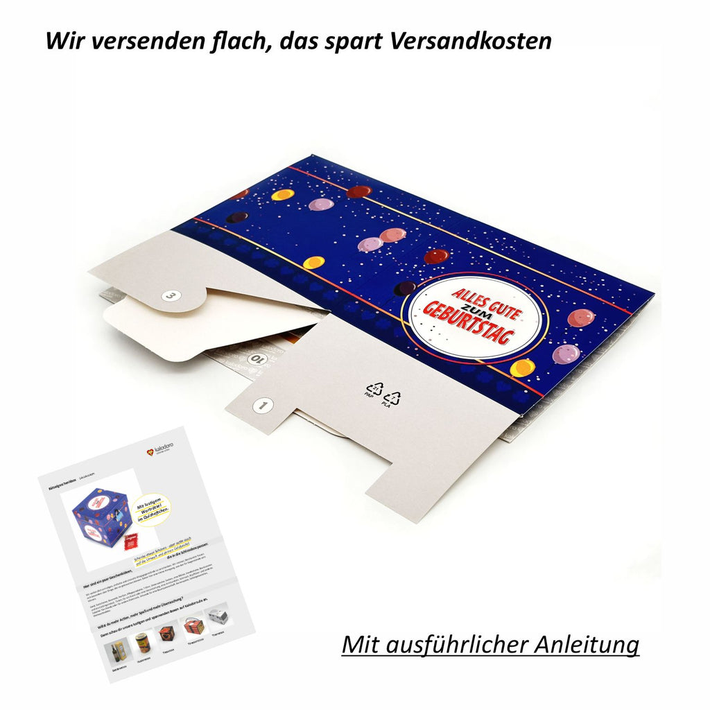 Schlossbox Geburtstag flach liegend vor dem Zusammenbau, blaues Ballon-Design mit Aufdruck ‚Alles Gute zum Geburtstag‘, inklusive Aufbauanleitung, auf weißem Hintergrund. Aufschrift: Wir versenden flach, das spart Versandkosten
